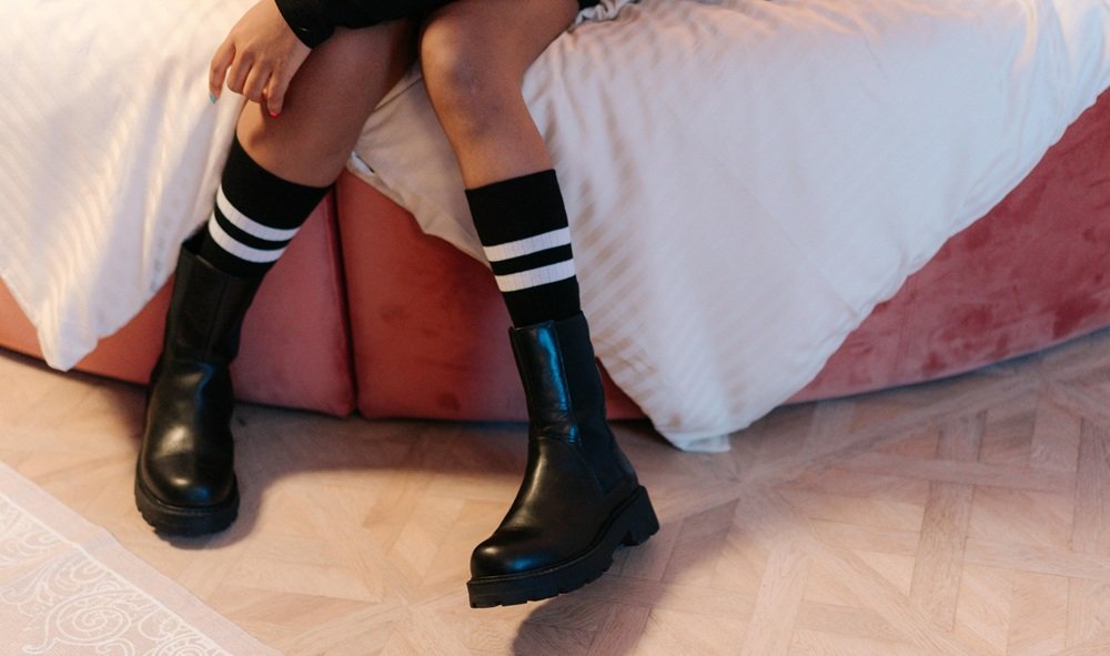 Shoe