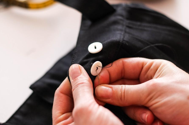 How Trim Delays Disrupt Apparel Production and How Merchandisers Can Prevent Them