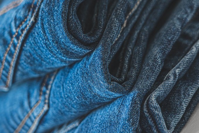 Controlling measurement of denim apparels