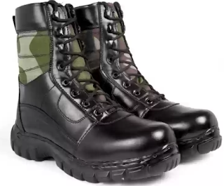 Combat boots