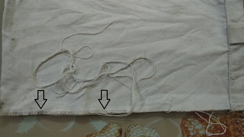 Raw edges inside a bag Raw edges inside a bag side seam